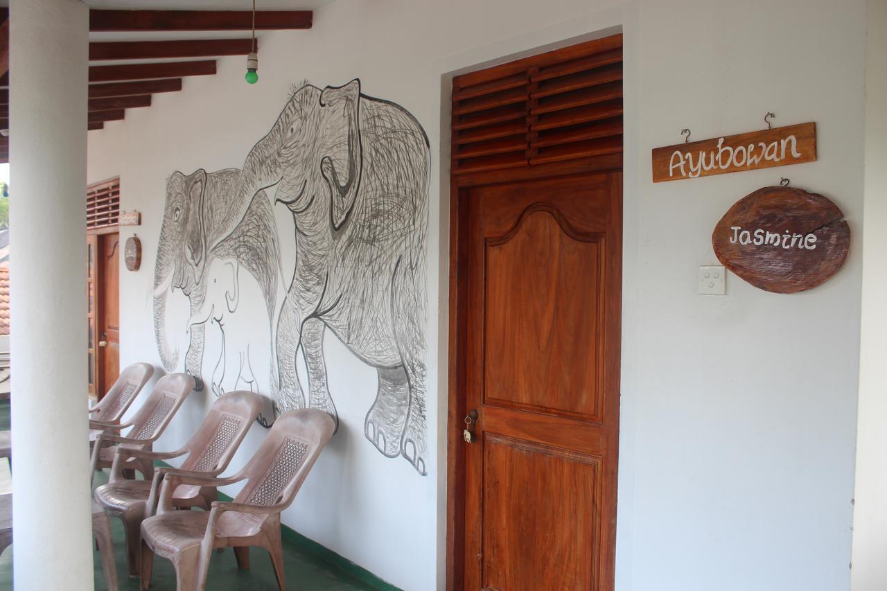 טנגלה Julie Guest House מראה חיצוני תמונה